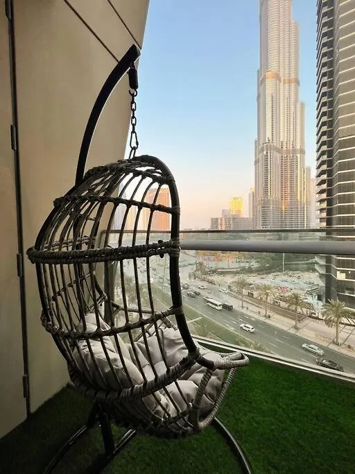 Apartment Magnificent 2 Bedroom With Stunning Burj Khalifa View Dubai